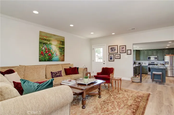 You will love how you can live in this great home...