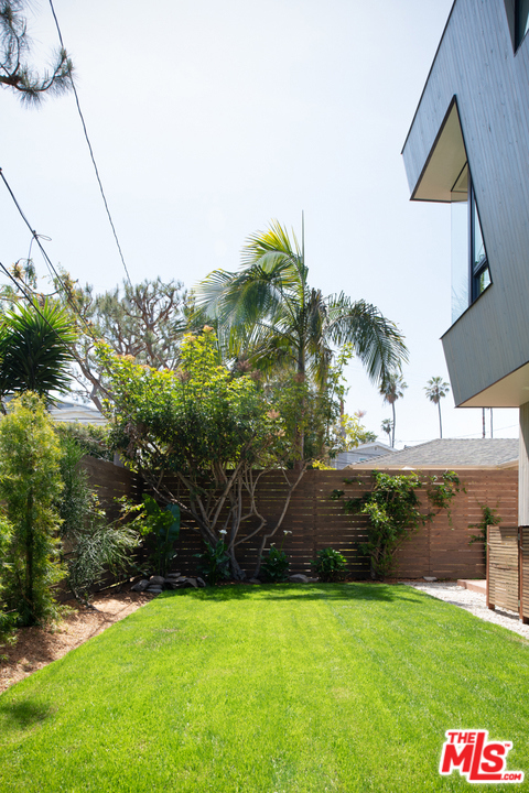 2412 Bryan Avenue, Los Angeles, California 90291 home-pic-23