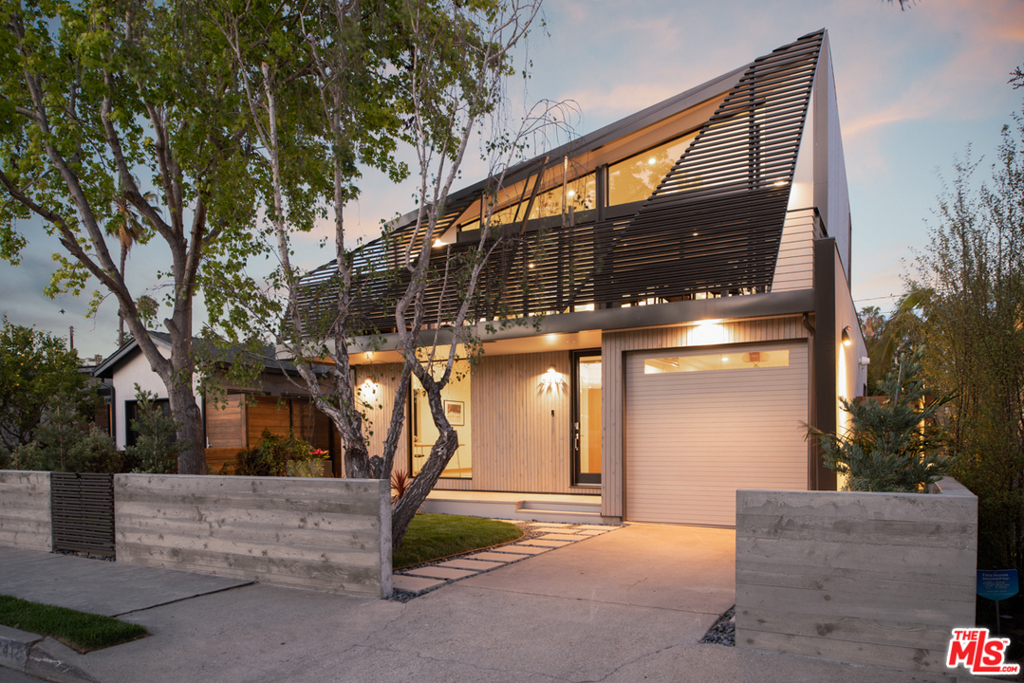 2412 Bryan Avenue, Los Angeles, California 90291 home-pic-26