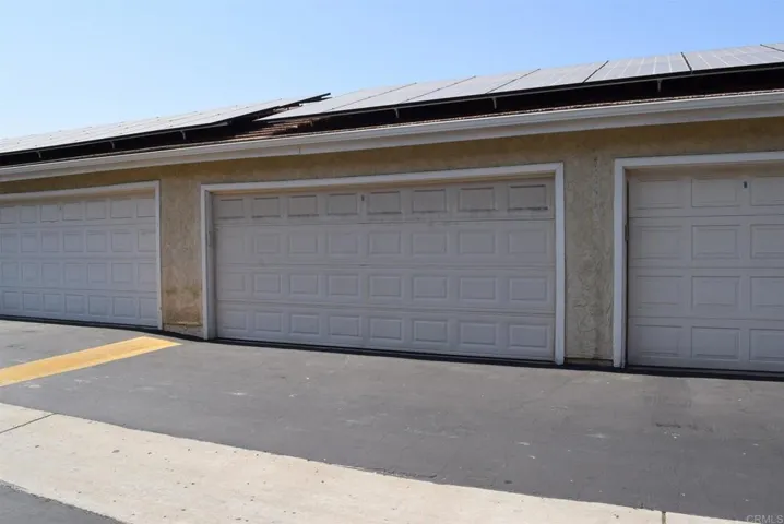 10110 Palm Glen 9, Santee, California 92071