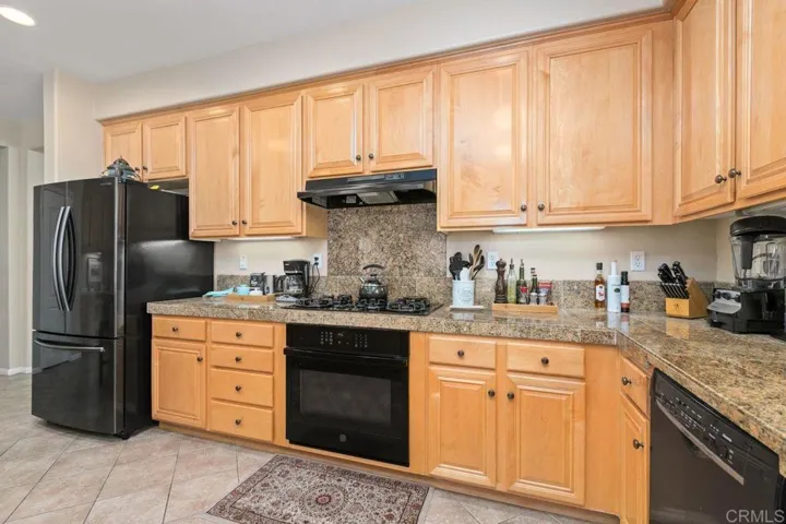 6622 Sitio Sago, Carlsbad, California 92011