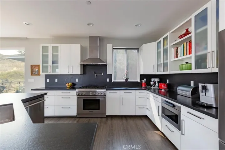 520 Perkins Lane, San Luis Obispo, California 93401