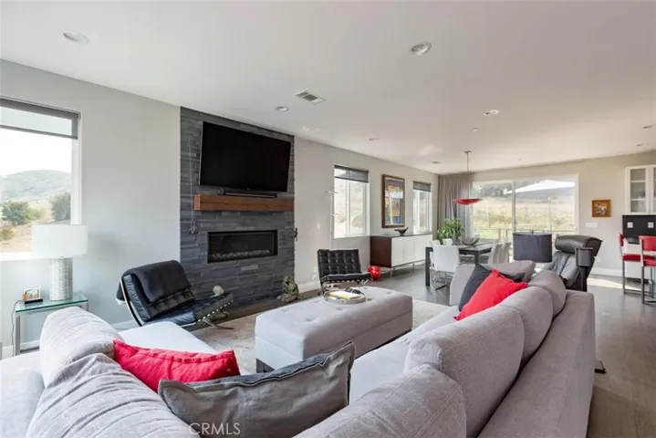 520 Perkins Lane, San Luis Obispo, California 93401