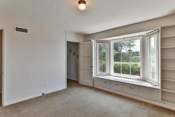 4418 Upland Street, La Mesa, California 91941