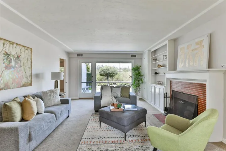 4418 Upland Street, La Mesa, California 91941