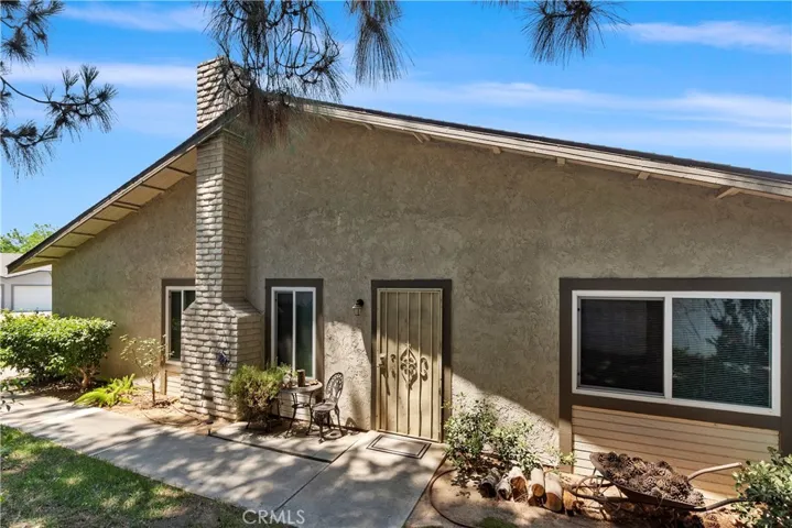 3199 Bexfield Court, Riverside, California 92503