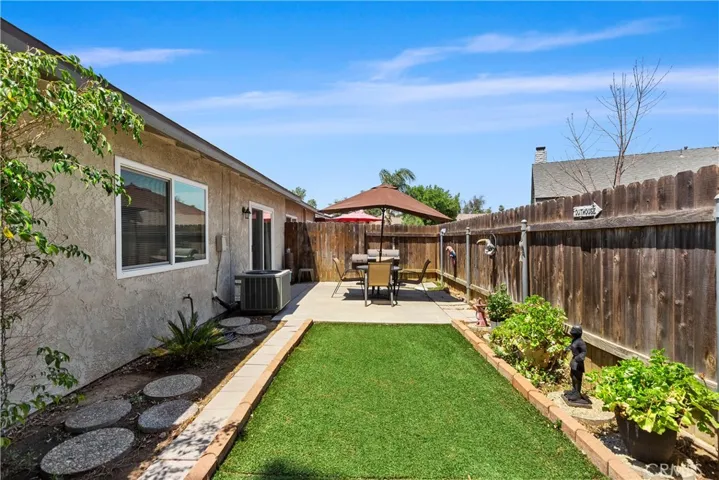 3199 Bexfield Court, Riverside, California 92503