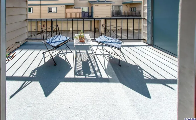 701 E Harvard Street 13, Glendale, California 91205