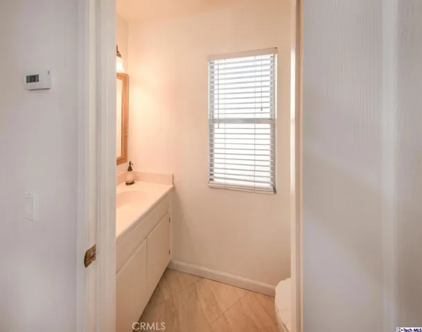 701 E Harvard Street 13, Glendale, California 91205