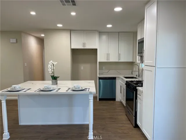 1948 Hunter Road, Colton, California 92324