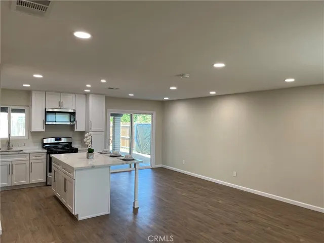 1948 Hunter Road, Colton, California 92324