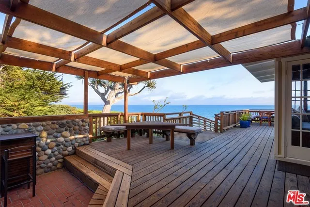 2345 Finney Street, Summerland, California 93067