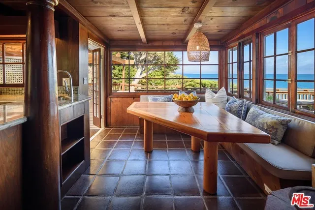 2345 Finney Street, Summerland, California 93067