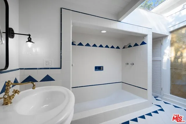 2345 Finney Street, Summerland, California 93067