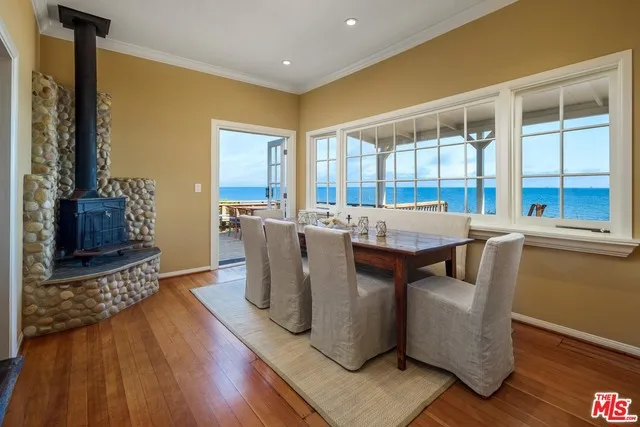 2345 Finney Street, Summerland, California 93067