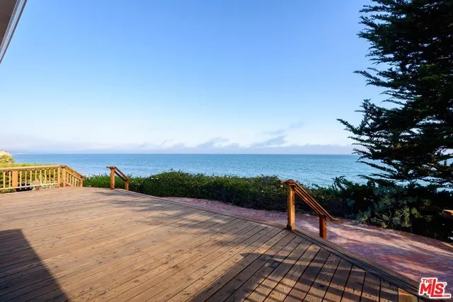 2345 Finney Street, Summerland, California 93067