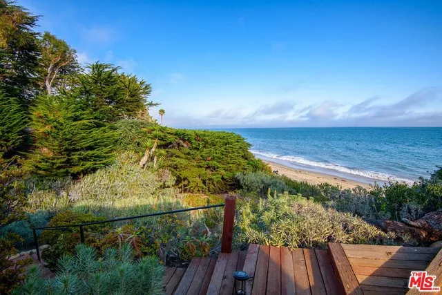2345 Finney Street, Summerland, California 93067