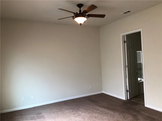 19470 Lincoln Green Street, Apple Valley, California 92308