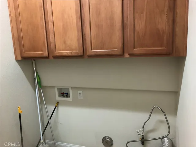 19470 Lincoln Green Street, Apple Valley, California 92308