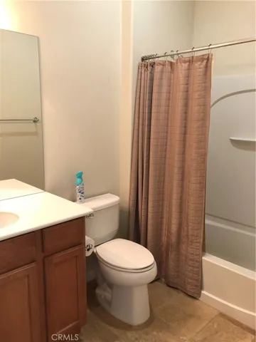 19470 Lincoln Green Street, Apple Valley, California 92308