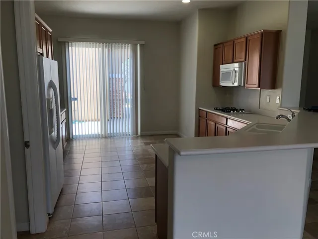 19470 Lincoln Green Street, Apple Valley, California 92308