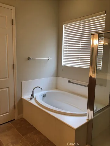 19470 Lincoln Green Street, Apple Valley, California 92308