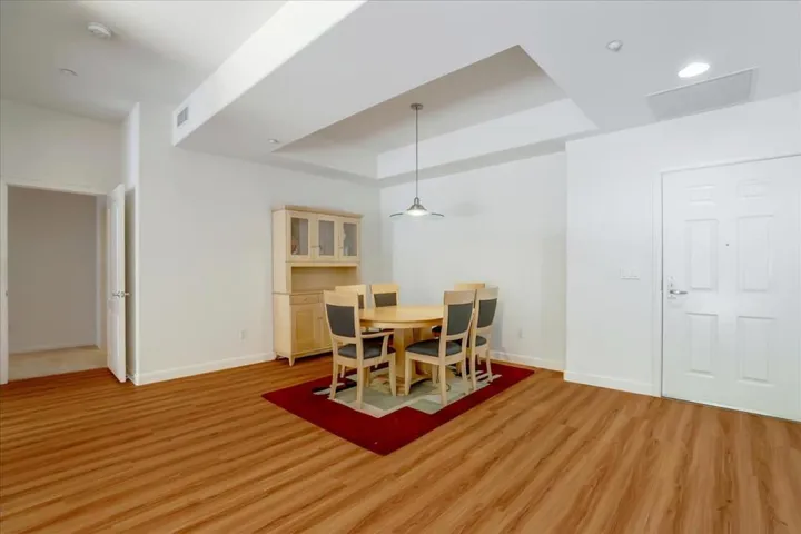 130 E San Fernando Street 325, San Jose, California 95112