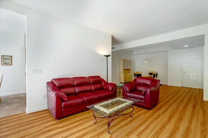130 E San Fernando Street 325, San Jose, California 95112