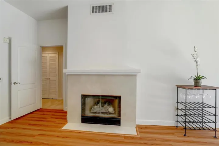 130 E San Fernando Street 325, San Jose, California 95112