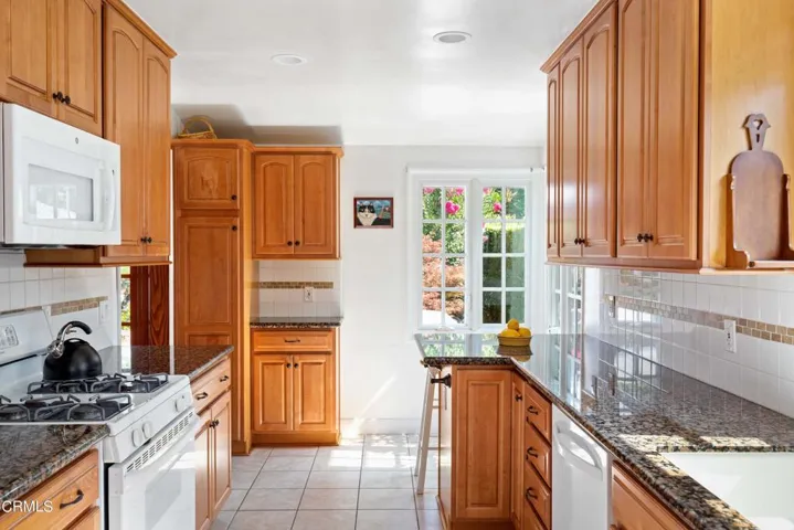 2035 Brigden Rd - Pierre Galant-6