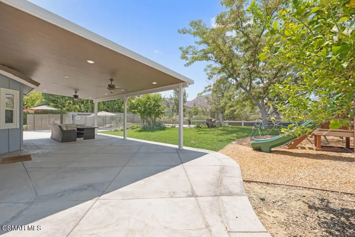 1902 Rambling Road-52