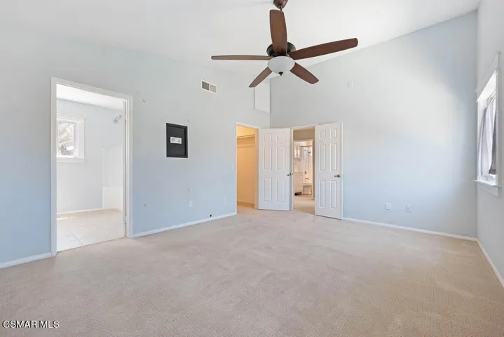 1902 Rambling Road-47