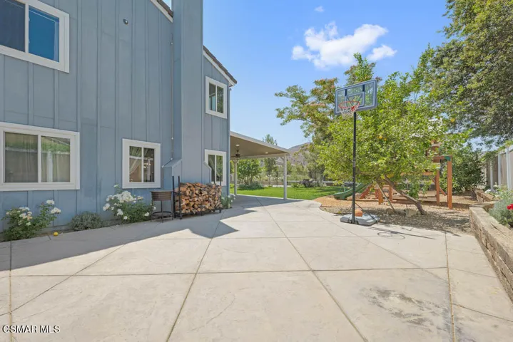 1902 Rambling Road-51