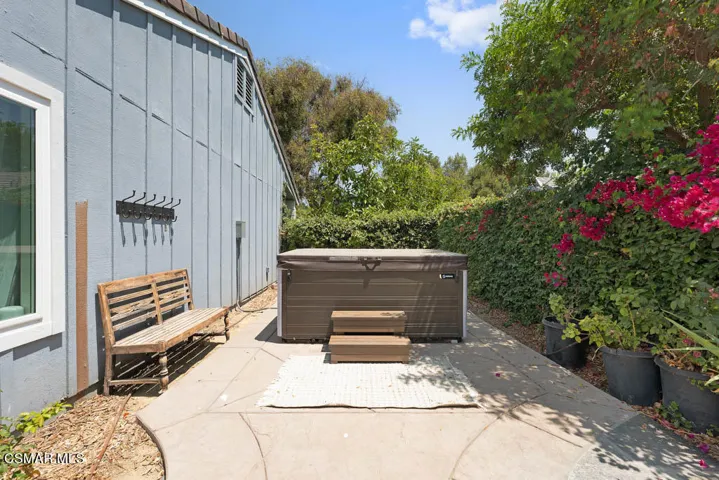 1902 Rambling Road-64