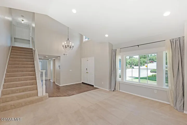 1902 Rambling Road-66