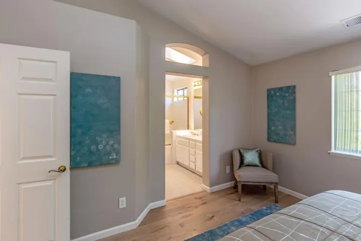 1172 La Rochelle Terrace B, Sunnyvale, California 94089