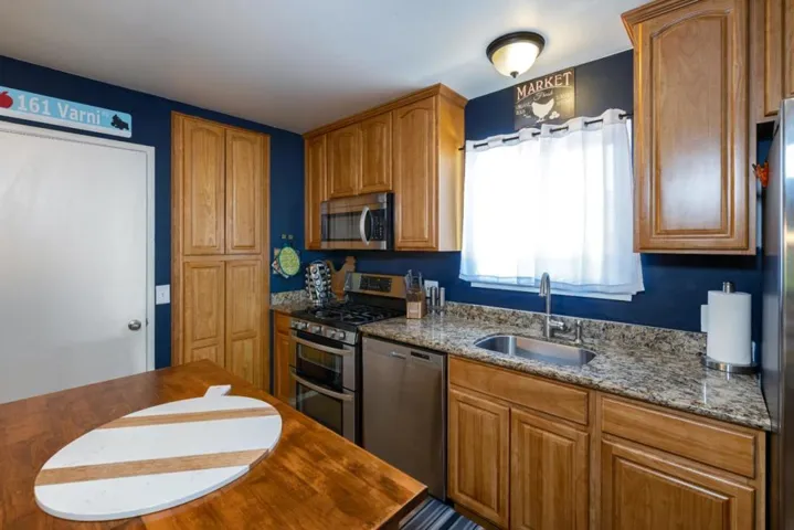 861 Amesti Road, Watsonville, California 95076