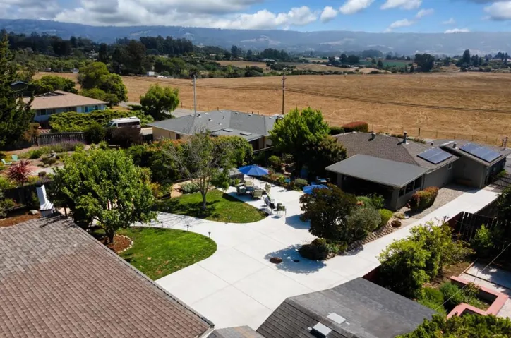 861 Amesti Road, Watsonville, California 95076
