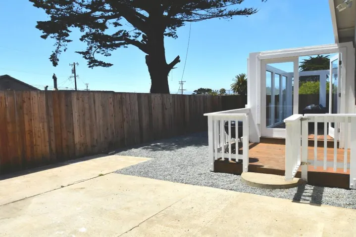 370 Monterey Road, Pacifica, California 94044
