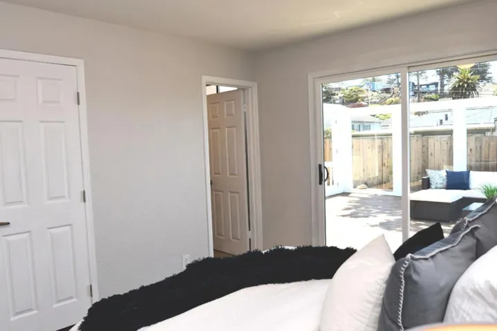 370 Monterey Road, Pacifica, California 94044