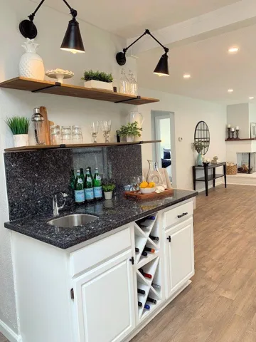 370 Monterey Road, Pacifica, California 94044