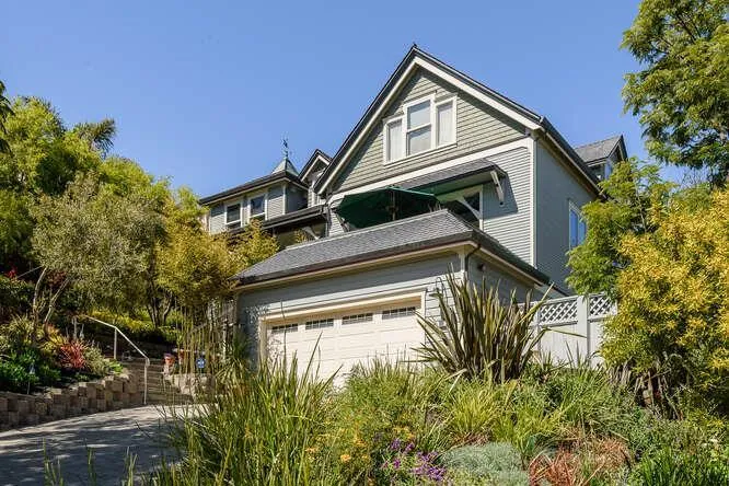 189 Kent Road, Pacifica, California 94044