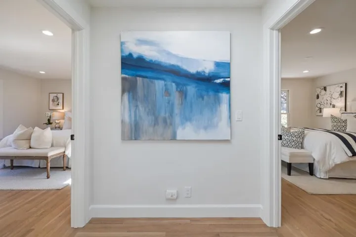 12195 Altamont Court, Los Altos Hills, California 94022