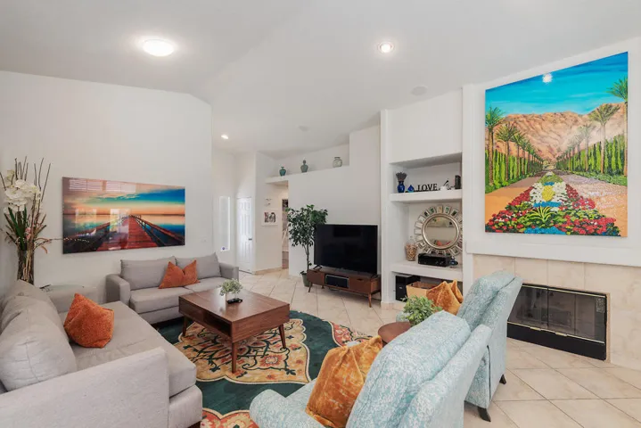 Living Rm with Fireplace