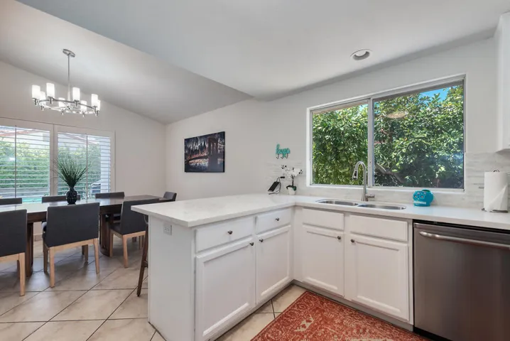 Bright Kitchen