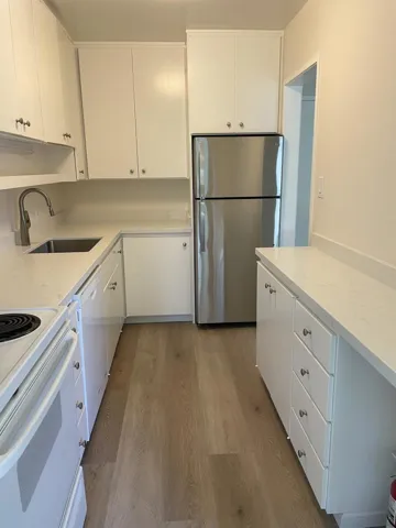 930 Peninsula 409, San Mateo, California 94401