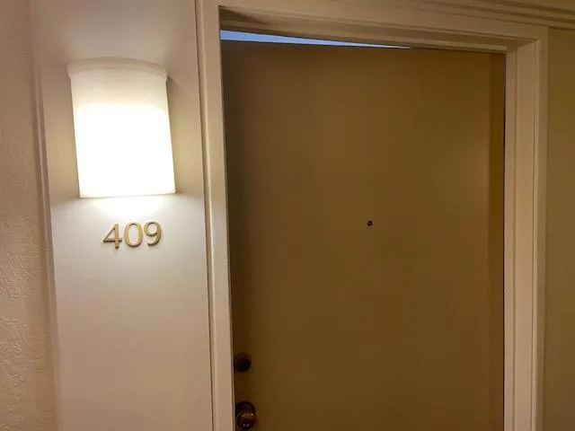 930 Peninsula 409, San Mateo, California 94401