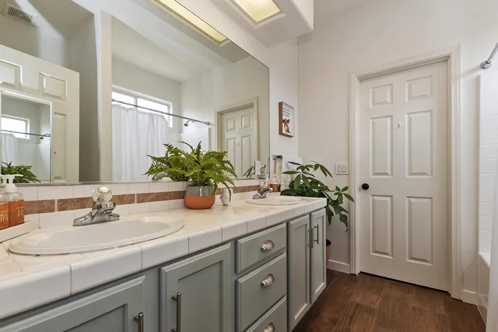 027_Bathroom