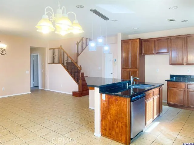 2219 Cranshaw Lane, Palmdale, California 93551