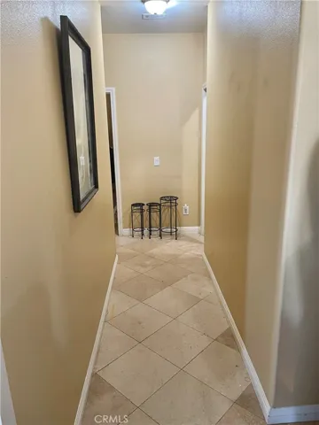 13025 Whitehaven Street, Oak Hills, California 92344